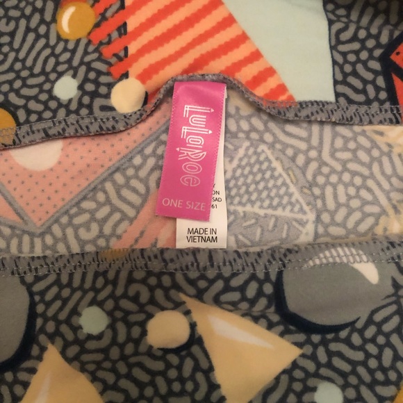 LuLaRoe Disney Leggings One Size (Adult 2-10) - Picture 4 of 4